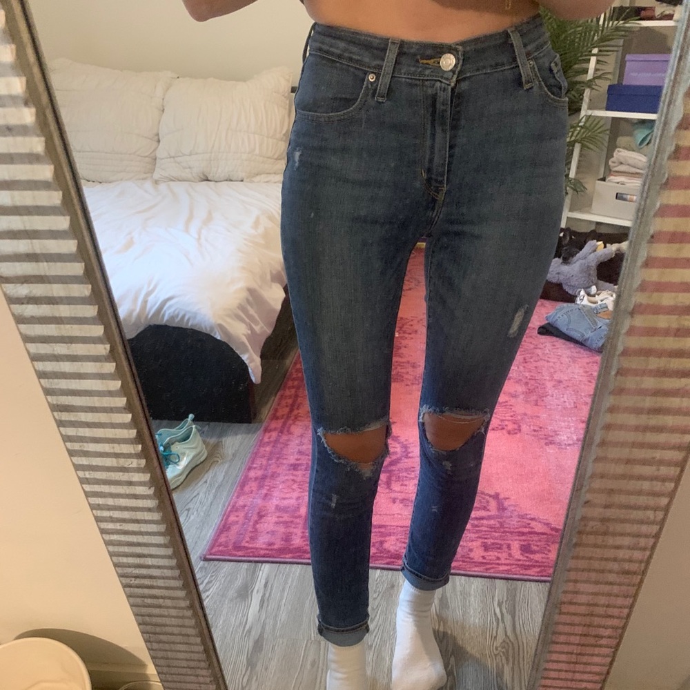Levi’s high-waisted skinny jeans